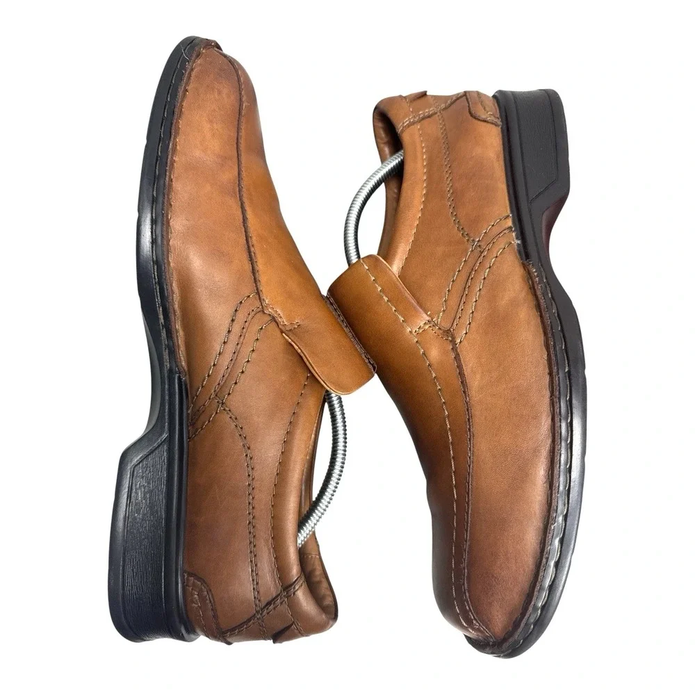 Clarks Leather Slip‑On Loafers Men's 9.5W‎ – Classic Premium Comfort